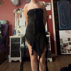 Elegant Black Strapless Dress